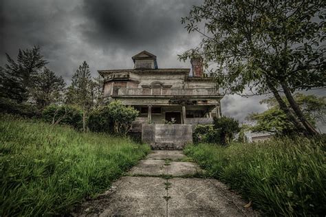 abandoned home in Oregon : r/creepy