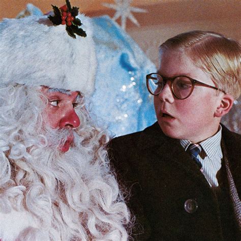 Ralphie is all grown up in the 1st trailer for 'A Christmas Story ...