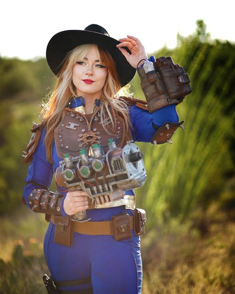 Lone Wanderer - Fallout [self] : r/cosplaygirls