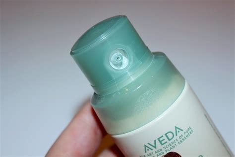 Aveda Shampure Dry Shampoo Review - Really Ree