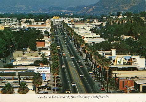 Eastward view of Ventura Boulevard from Whitsett toward Laurel Canyon ...