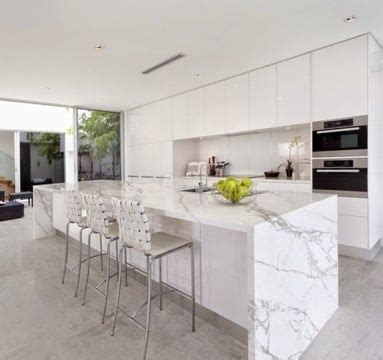 Chicago Kitchen and Bath Remodel: Pros & Cons of Porcelain Countertops