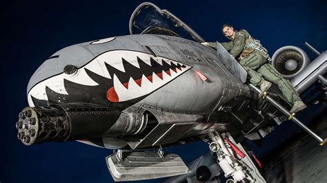 How a Small-Town Girl Ended Up in the Cockpit of an A-10 Warthog - The ...