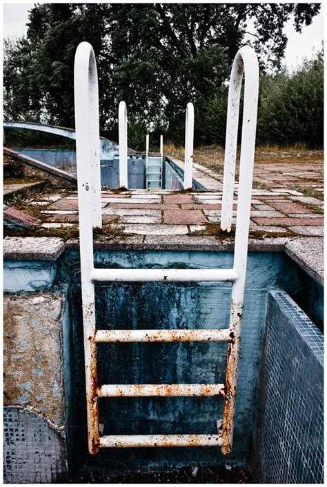 1000+ images about Abandoned Pools on Pinterest | Abandoned, Swimming ...