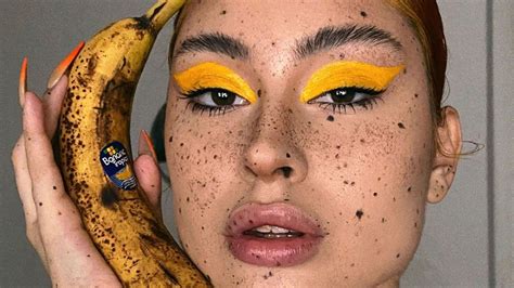 Banana-Inspired Makeup Is Officially Trending, Thanks to Paz Skyes | Allure