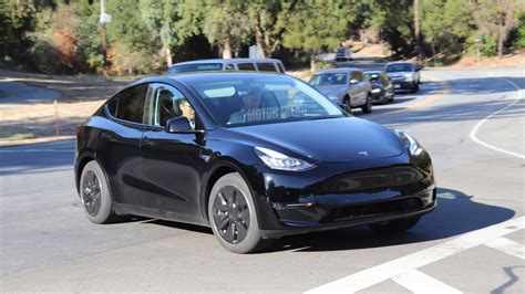 Tesla Model Y - Tesla Model Y In Depth Details New Design And Delivery ...