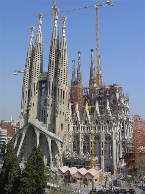 Gallery of AD Classics: La Sagrada Familia / Antoni Gaudi - 32