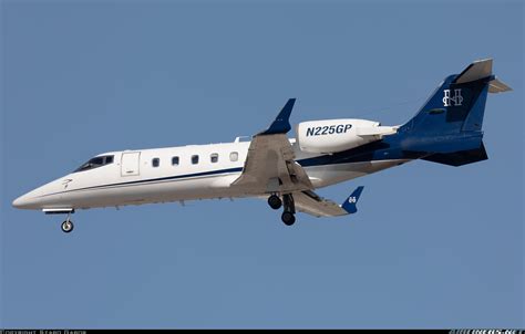 Learjet 60 - Untitled | Aviation Photo #7440633 | Airliners.net