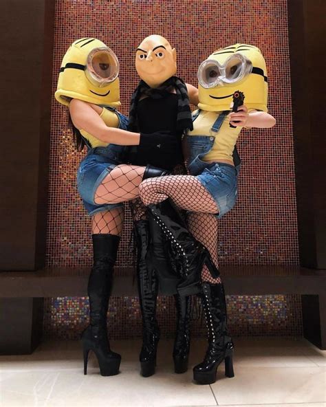 Gru (Minions) | Trio halloween costumes, Cool halloween costumes, Cute ...