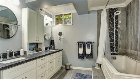 7 Bathroom Painting Tips | Legacy Painting | Carmel IN