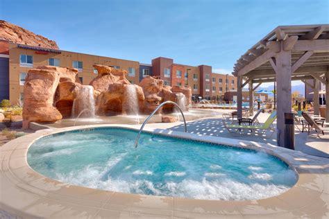 Pictures of Moab Hotel | Photo Tour with Fairfield Inn & Suites Moab