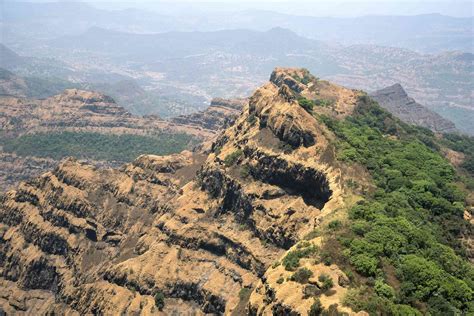 12 Major Mountain Ranges in India