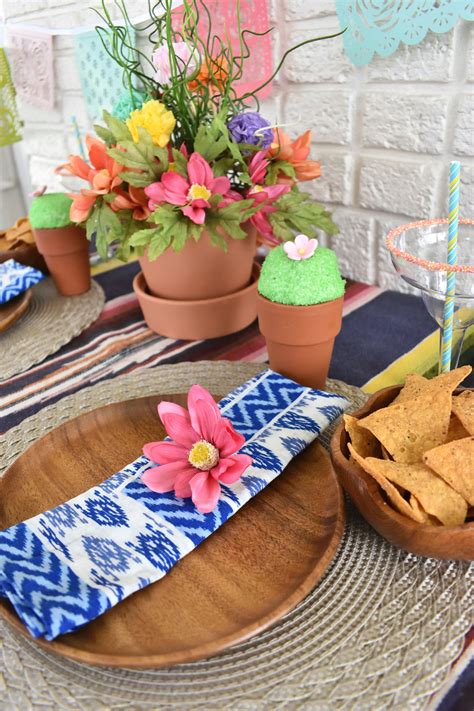 Cinco De Mayo holiday table ideas to help you with your fiesta!