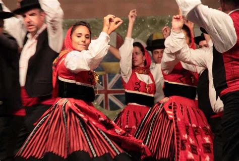 LA ESQUINA ROTA: A CHULA, BAILE PORTUGUÉS