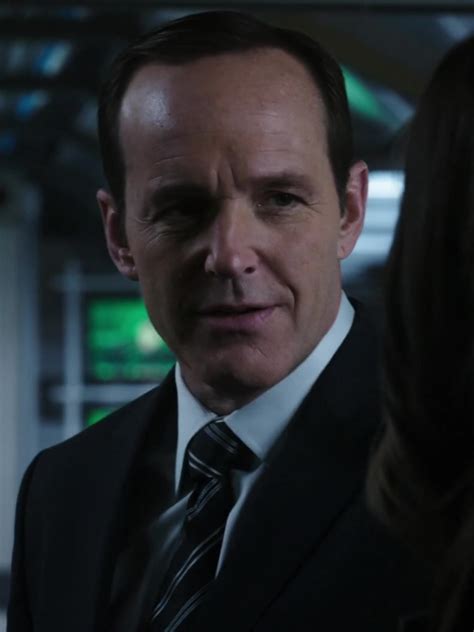 Agents of S.H.I.E.L.D. S01E09 "Repairs" | Film and Television Wikia ...