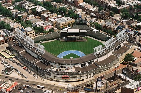 Wrigley Field in Chicago - Take a Tour of a Historic Major League ...