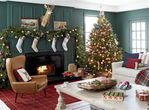 23 Christmas Living Room Decorating Ideas - How to Decorate a Living ...