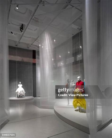 66 Beauty Exhibition Barbican Art Gallery Stock Photos, High-Res ...