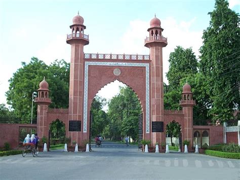 Aligarh Muslim University (AMU) Aligarh -Admissions 2024, Ranking ...