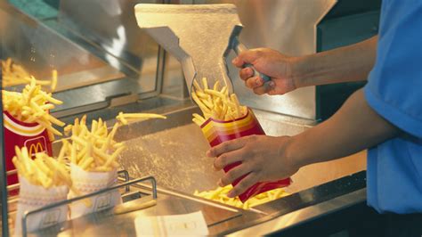 McDonald's Is Offering Free Fries For The Rest Of 2023 (But There's A ...