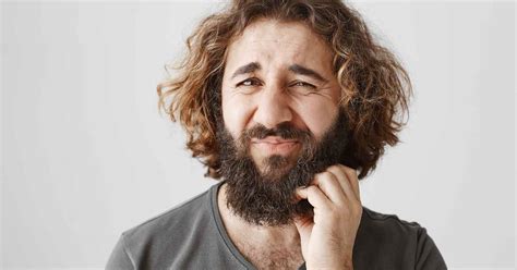 Managing Itchy Beard: Top 4 Causes and Effective Solutions - LET IT BEARD