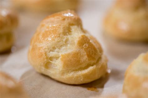 Pate Choux: Eclairs, Profiterole, and More [10/17/20]