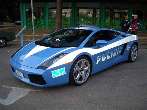 File:Lamborghini Polizia.JPG - Wikipedia