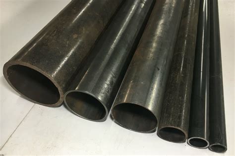 STEEL-ROUND PIPE - AVAILABILITY: NORMALLY STOCKED ITEM