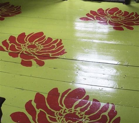 Top 10 Stencil and Painted Rug Ideas for Wood Floors