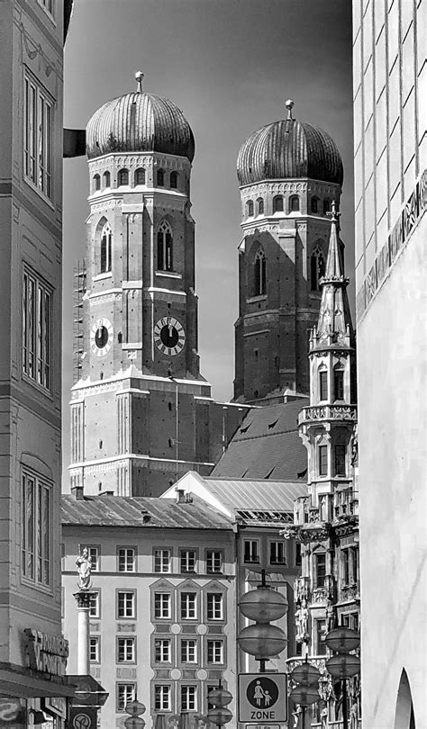 HD wallpaper: architecture, travel, building, road, city, munich city ...