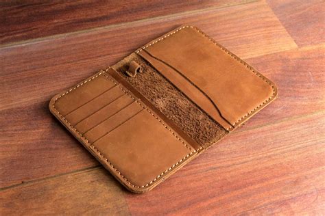 Choosing a Leather Card Holder You’ll Love - Liberty Leather Goods