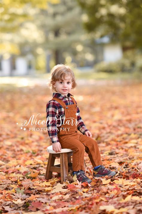 Colorful Fall Foliage for Family Portraits in Saratoga Springs ...