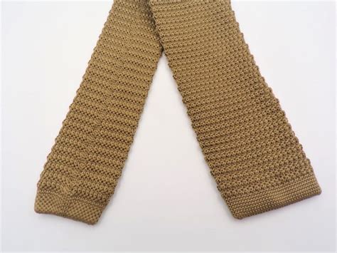 SAGE GREEN KNITTED POLYESTER TIE