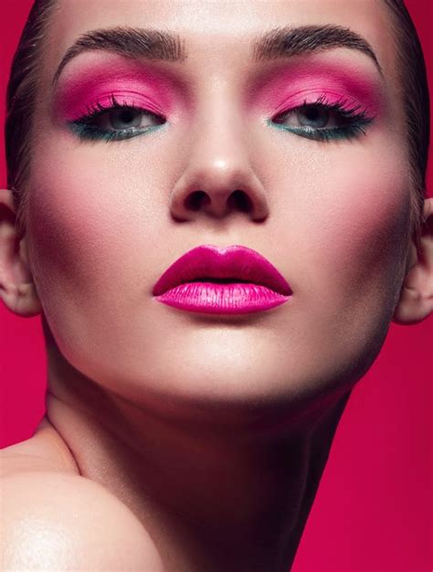 11 Pink Makeup Looks to Inspire Your Next Transformation