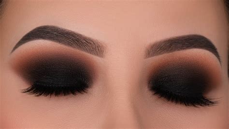 Smokey Eyes Tutorial With Pictures | Makeupview.co