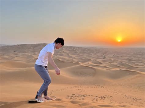 Sunset Desert Safari Dubai With Live BBQ | Save up-to 40%