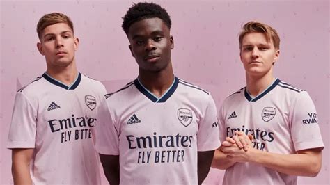 Arsenal and adidas unveil all-pink 2022-23 third kit | Goal.com US