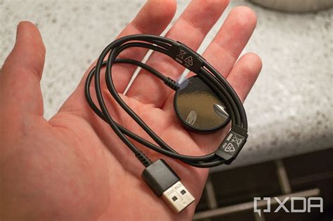 Best Chargers for the Samsung Galaxy Watch 4 & Watch 4 Classic