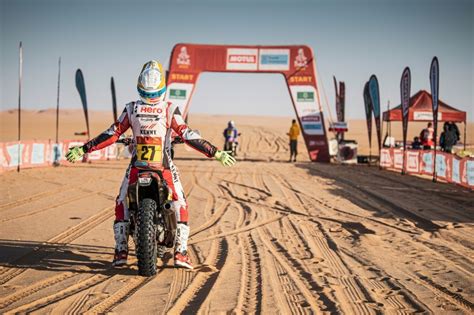 2023 Dakar Rally Will Challenge Drivers to Race Through 2,924 Miles of ...