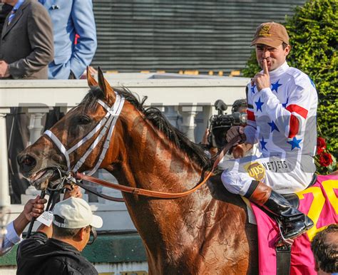 Past Kentucky Derby Winners - BloodHorse Photo Store