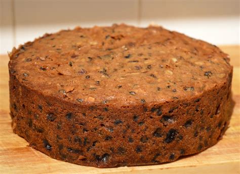 Easy Classic Christmas Cake Recipe (Inspired by Mary Berry) | North ...