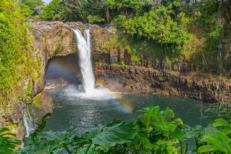 Rainbow Falls in Hilo, Hawaii (OC) (5716X3811) : r/EarthPorn