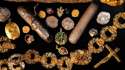 Hoard of priceless treasures recovered from 350-year-old Spanish ...