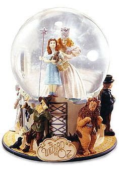 Wizard of Oz musical snow globe | Snow globes, Musical snow globes ...