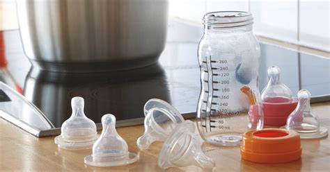 How to Sterilize Baby Bottles: Safest Ways