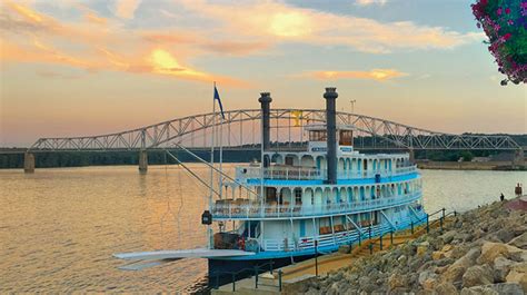 Riverboat Twilight Cruises on the Mississippi River | Mississippi River ...