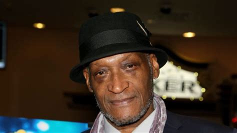 Tony Todd, the voice of Half-Life 2: Episode 2's vortigaunts and Spider ...