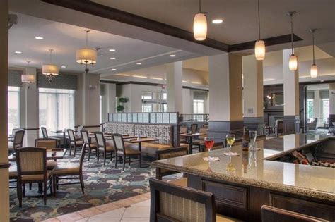 Hilton Garden Inn Ames $139 ($̶1̶4̶9̶) - UPDATED 2018 Prices & Hotel ...