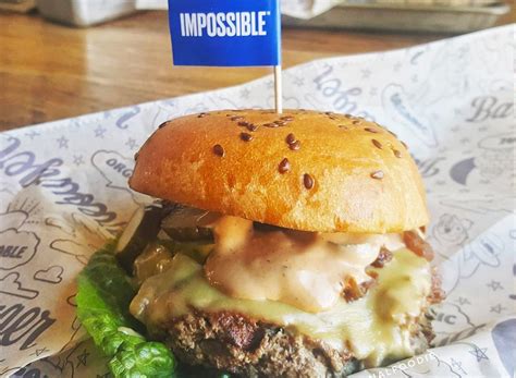 8 Fast-Food Chains That Serve the Best Veggie Burgers