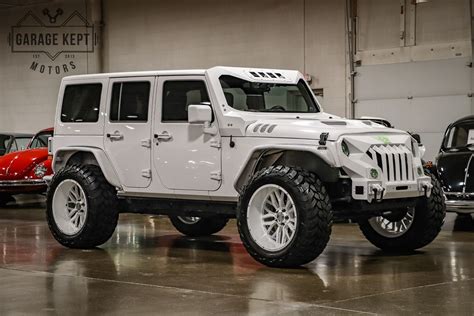 Jeep Sahara / 2021 Jeep Wrangler 4xe Debuts With Two Electric Motors ...